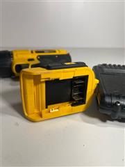 DEWALT DCD771 WITH BATTERY NO CHARGER